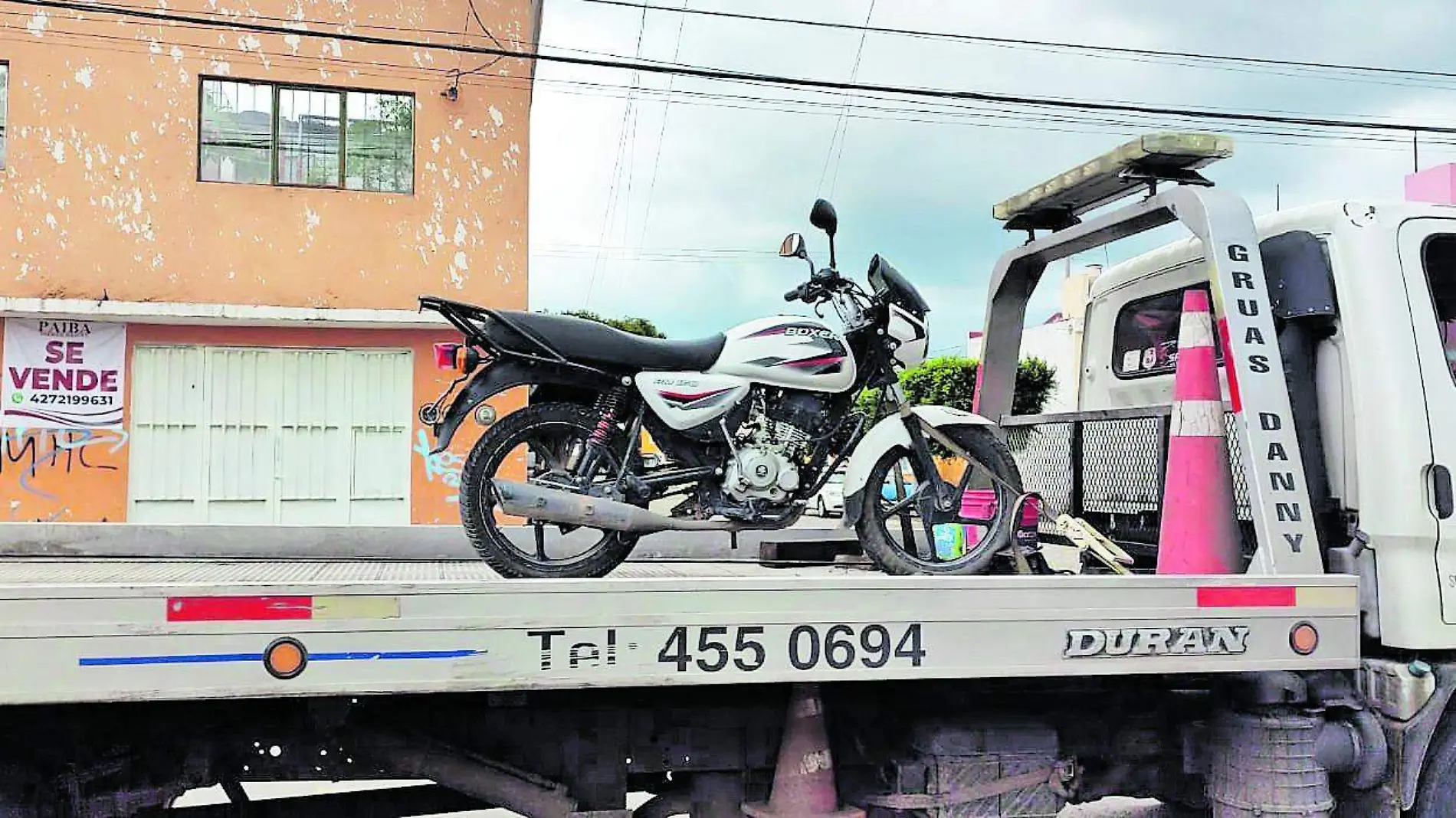 SJR POLI LA MOTO FUE LELVADA_CMYK